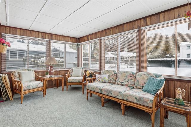 25 Yarkerdale Drive, Greece, NY 14615