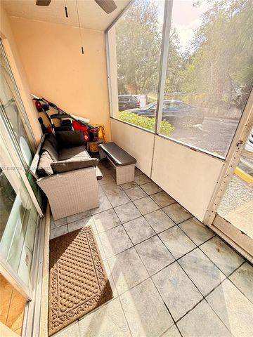 5790 Stirling Rd 104, Hollywood, FL 33021