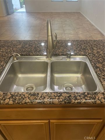 15723 Parkhouse 6, Fontana, CA 92336