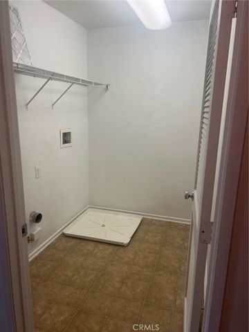 15723 Parkhouse 6, Fontana, CA 92336