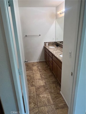15723 Parkhouse 6, Fontana, CA 92336