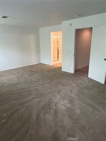 15723 Parkhouse 6, Fontana, CA 92336