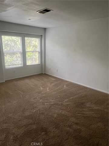 15723 Parkhouse 6, Fontana, CA 92336