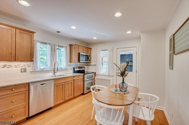 325 Triangle Rd, Hillsborough Twp., NJ 08844
