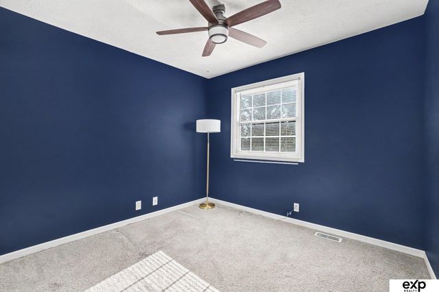 5027 S 164 Street, Omaha, NE 68135