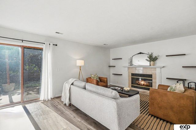 5027 S 164 Street, Omaha, NE 68135
