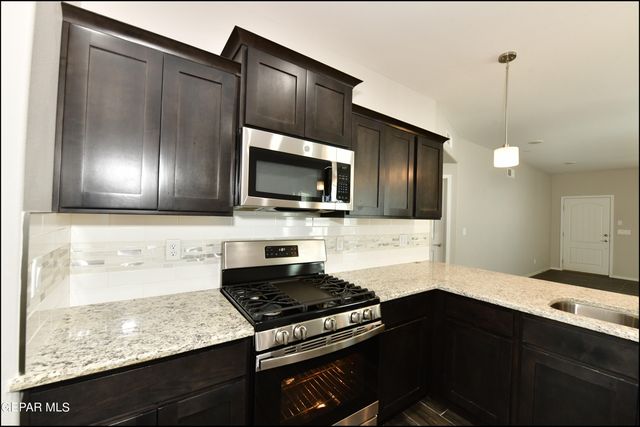 544 CEDARWOOD Drive, El Paso, TX 79928