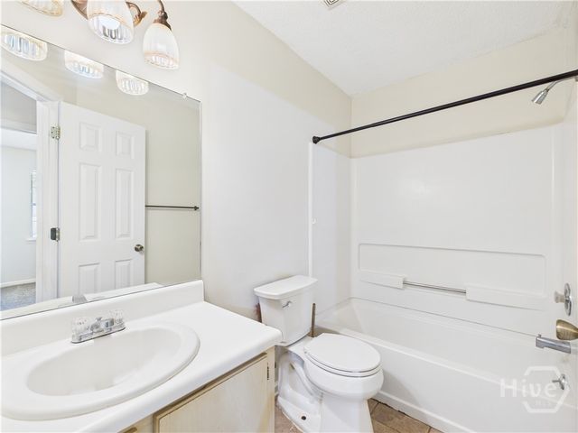 151 Hunters Branch Drive, Allenhurst, GA 31301