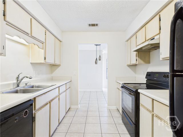 151 Hunters Branch Drive, Allenhurst, GA 31301