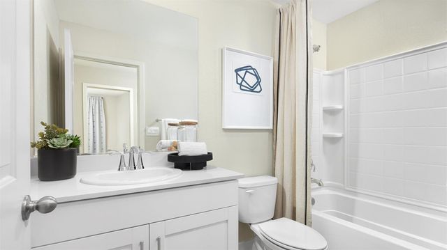 4356 Exploration Way, Modesto, CA 95356
