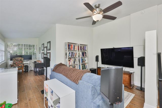 3414 W SAN LUIS STREET, Tampa, FL 33629