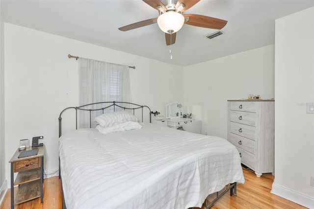 3414 W SAN LUIS STREET, Tampa, FL 33629