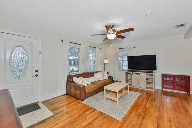 3414 W SAN LUIS STREET, Tampa, FL 33629