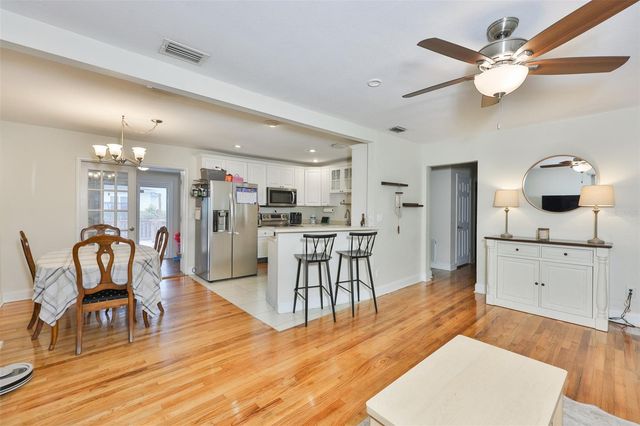 3414 W SAN LUIS STREET, Tampa, FL 33629