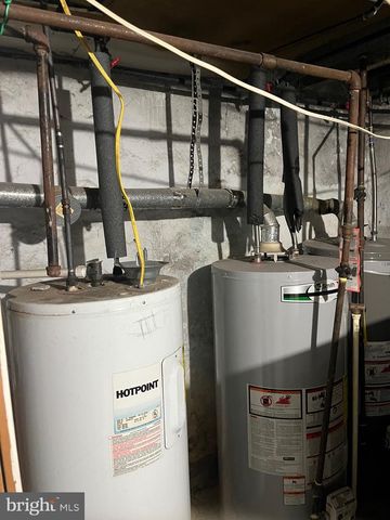 4520 N BROAD ST, Philadelphia, PA 19140