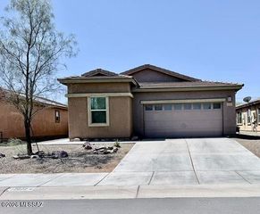 12079 W Formosa Lane, Marana, AZ 85653
