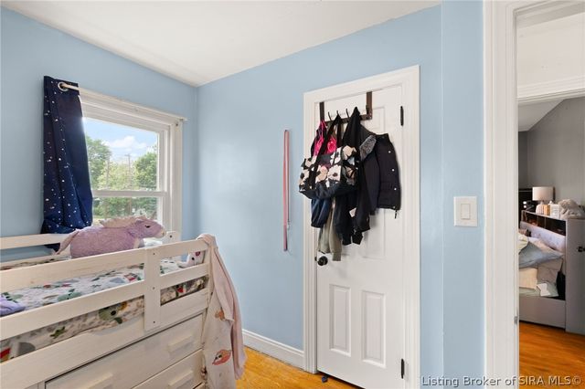 609 W Utica Street, Sellersburg, IN 47172