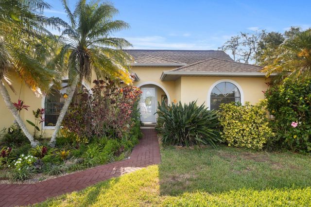 2542 SW Kensington Street, Port St. Lucie, Port St Lucie, FL 34953