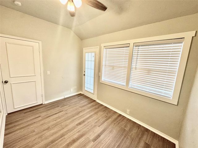 8225 NW 83rd Place, Oklahoma City, OK 73132