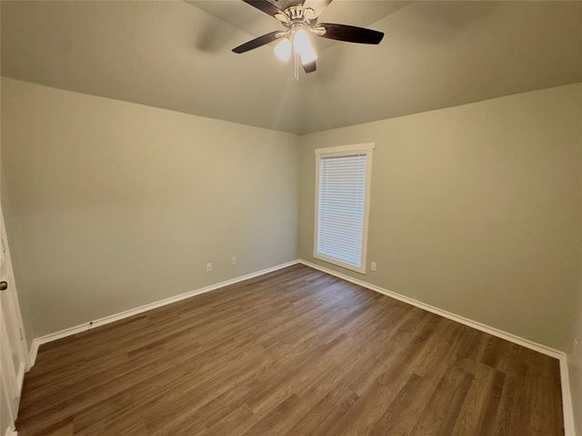 8225 NW 83rd Place, Oklahoma City, OK 73132