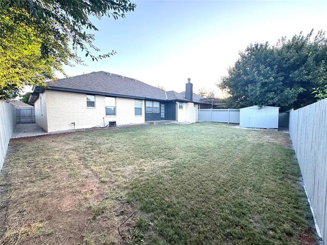 8225 NW 83rd Place, Oklahoma City, OK 73132