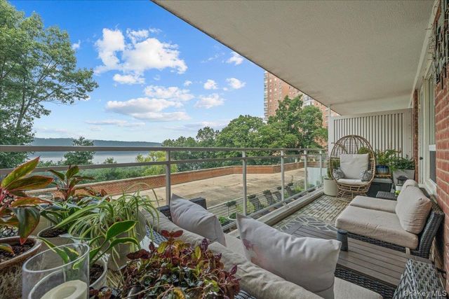 2575 Palisade Avenue 2C, Bronx, NY 10463