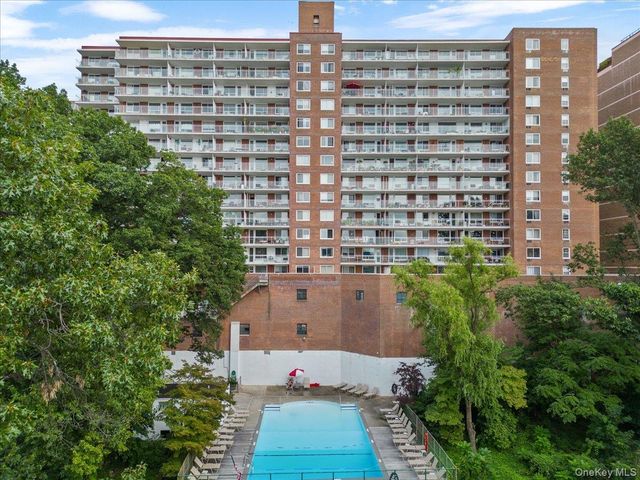 2575 Palisade Avenue 2C, Bronx, NY 10463