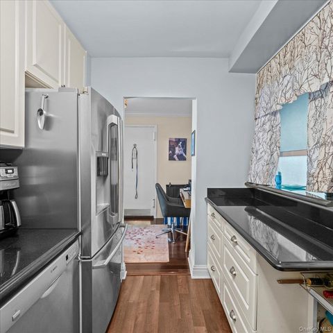2575 Palisade Avenue 2C, Bronx, NY 10463