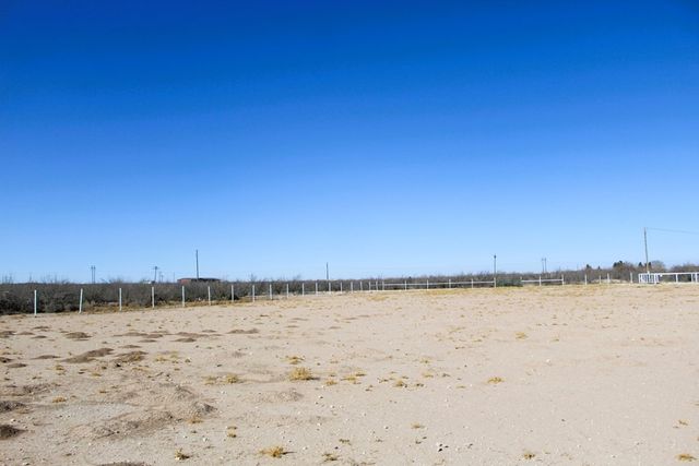 4795 N Gonzalez Rd, Fort Stockton, TX 79735