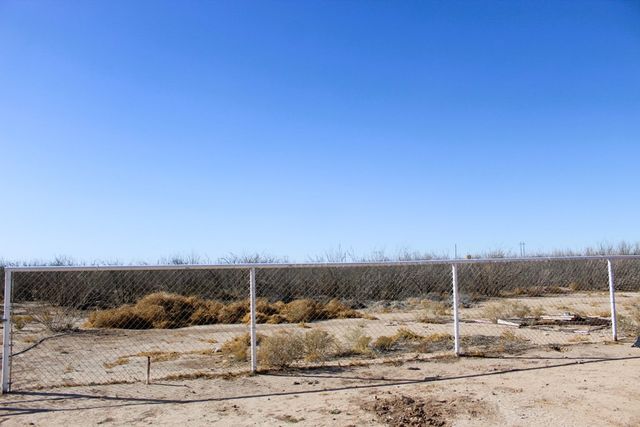 4795 N Gonzalez Rd, Fort Stockton, TX 79735