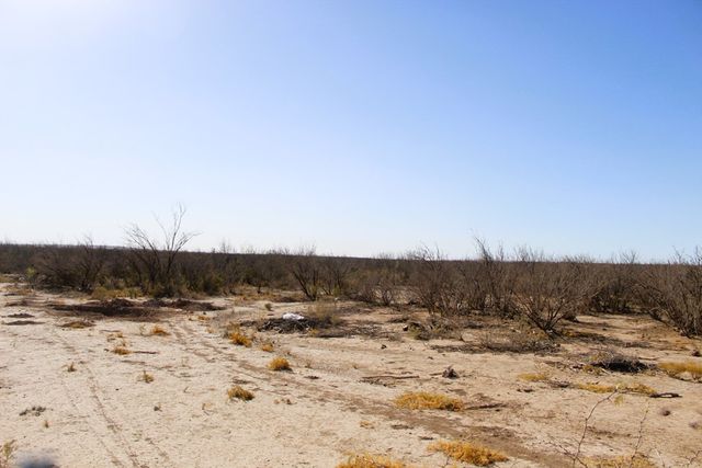 4795 N Gonzalez Rd, Fort Stockton, TX 79735