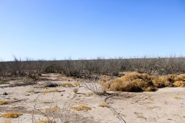 4795 N Gonzalez Rd, Fort Stockton, TX 79735