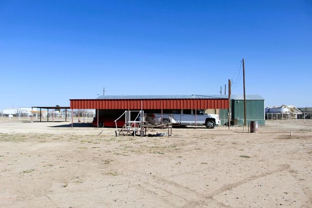 4795 N Gonzalez Rd, Fort Stockton, TX 79735