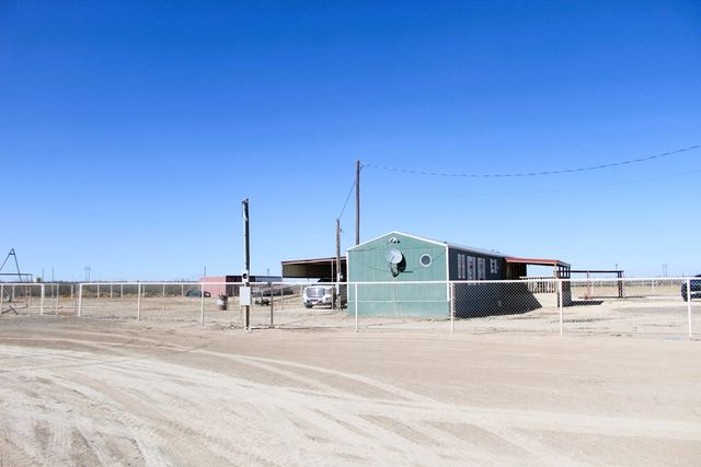 4795 N Gonzalez Rd, Fort Stockton, TX 79735