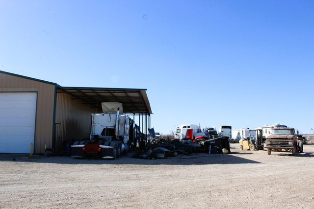 4795 N Gonzalez Rd, Fort Stockton, TX 79735