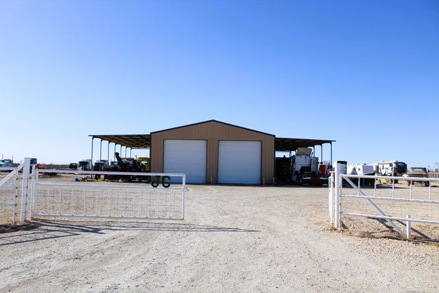 4795 N Gonzalez Rd, Fort Stockton, TX 79735