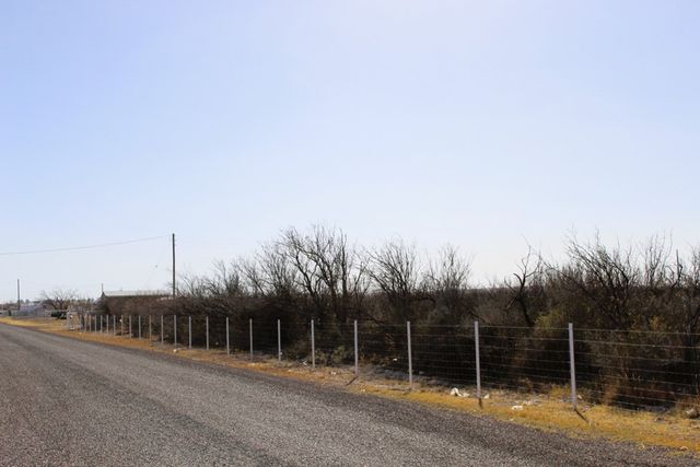 4795 N Gonzalez Rd, Fort Stockton, TX 79735