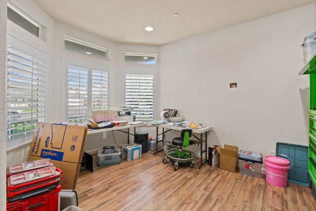 7287 W San Bruno Avenue, Fresno, CA 93723