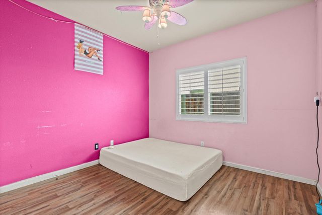 7287 W San Bruno Avenue, Fresno, CA 93723