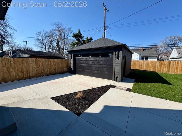 1885 Holland Avenue, Birmingham, MI 48009