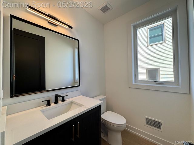 1885 Holland Avenue, Birmingham, MI 48009