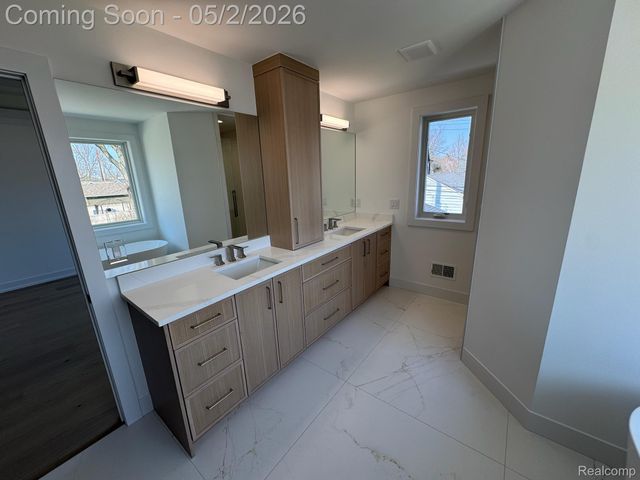 1885 Holland Avenue, Birmingham, MI 48009