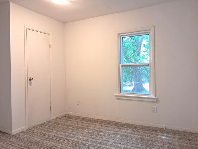 21 Wilson Avenue, Joliet, IL 60433