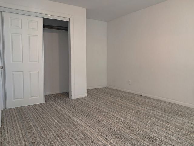 21 Wilson Avenue, Joliet, IL 60433