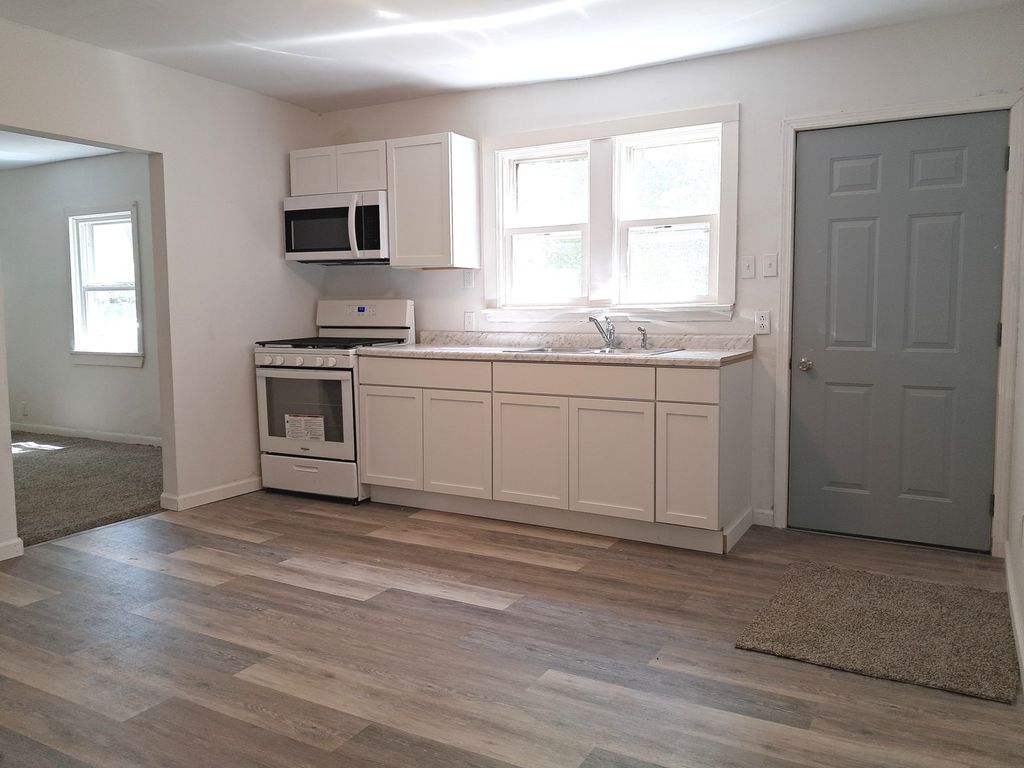 21 Wilson Avenue, Joliet, IL 60433 — photo 2