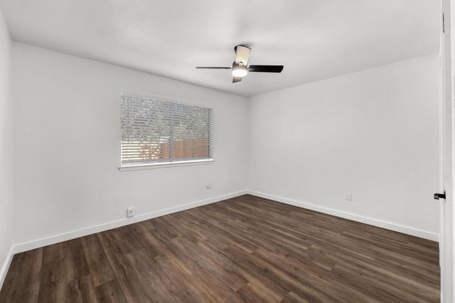 7600 Woodstone CV A, Austin, TX 78749