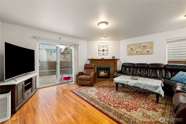 16107 SE 256th Place, Covington, WA 98042