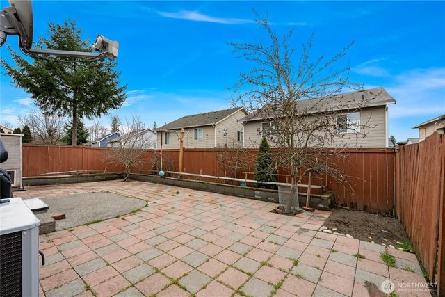 16107 SE 256th Place, Covington, WA 98042