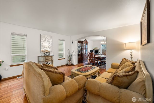 16107 SE 256th Place, Covington, WA 98042