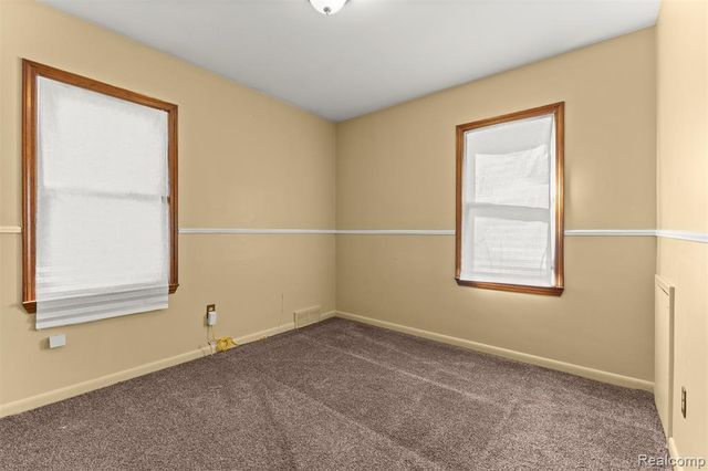 4903 Bedford Street, Dearborn Heights, MI 48125